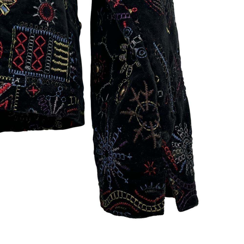 Chico's Statement Jacket Black Velour Colorful Embroidery Studded Boxy | 1 8/10 - Picture 6 of 11